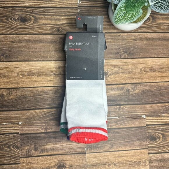 lululemon athletica Other - NWT Lululemon Men's Daily Stride Ankle Socks 5 Pack Size XL (White/Rainbow)